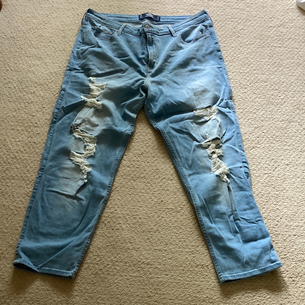 Distressed HOLLISTER Light Blue Jeans WOMENS SIZE 17R 33” waist